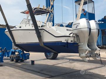 MAKO 253 WA + 2x150hp HONDA (2005)