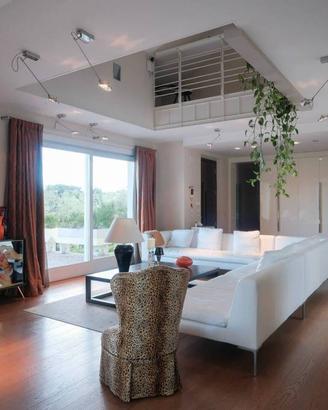 Villa di 391 m² con più di 5 locali e box auto dop