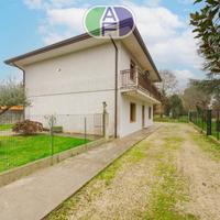 SALZANO CASA SINGOLA CON GIARDINO