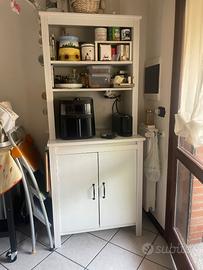 Credenza in legno laccato bianco