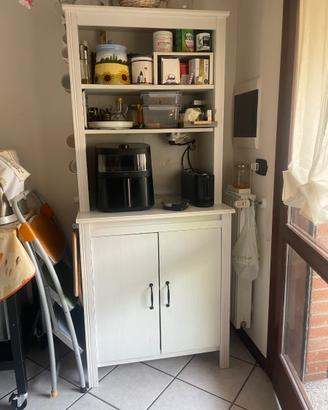 Credenza in legno laccato bianco