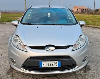 Ford Fiesta 1.4 3 porte Bz.- GPL Titanium