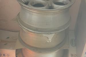 cerchi  Alfa  Romeo da 16 pollici 