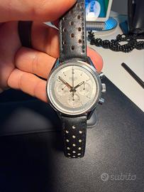 Heuer carrera 1964 re-edition