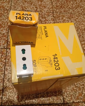 Vimar plana 14203-presa Bipasso 10/16A nuova origi