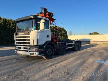 SCANIA SCANIA CV R124 SCARRABILE CON GRU E POLIP
