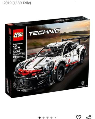 Porsche 911 RSR