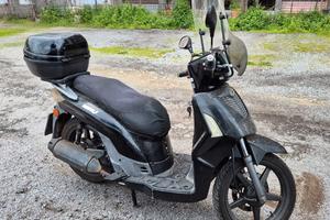 Moto Kymco 200i