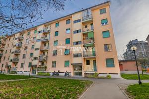 Interessante 2 locali in viale ungheria 7, Milano