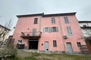 CASA SEMINDIPENDENTE A PIETRA MARAZZI