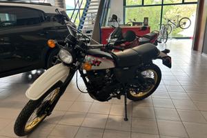 Yamaha XT 400