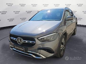 Mercedes-Benz GLA 180 d Progressive Advanced