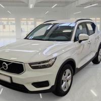 VOLVO XC40 T2 Momentum Core N1