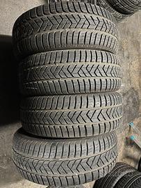 220 50 18 Pirelli Winter