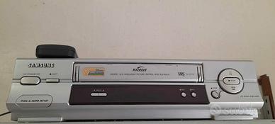 VIDEOREGISTRATORE SAMSUNG X VIDEOCASSETTE VHS VHSC