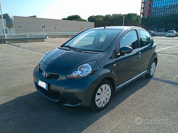 TOYOTA AYGO MM-T SOL CONNECT AUTOMATICA
