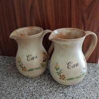 Set 2 brocche decorative in ceramica Eau – stile r