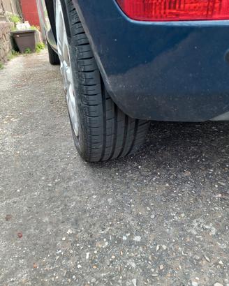 Ford fiesta 1200