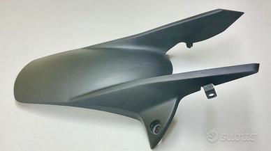Parafango post e ammortizzatore post cb650r