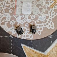 2 moduli regolatori di tensione step-down