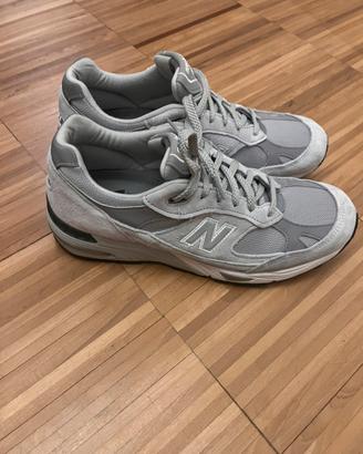 New Balance 991
