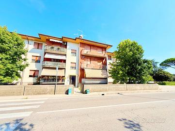 4 LOCALI A CAMPOFORMIDO