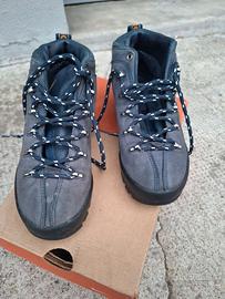 scarponi da trekking