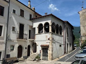 3 LOCALI A CASTEL DI SANGRO