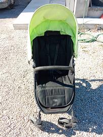 Passeggino leggero richiudibile fino 22 kg
