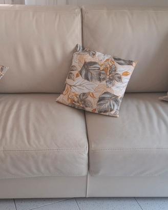 Divano letto in pelle 