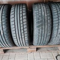 4 pneumatici invernali usati