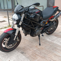 Ducati Monster 696 2009