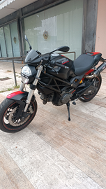 Ducati Monster 696 2009