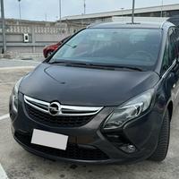 opel zafira 7 posti usata metano