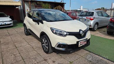 Renault Captur dCi 8V 90 CV EDC Business
