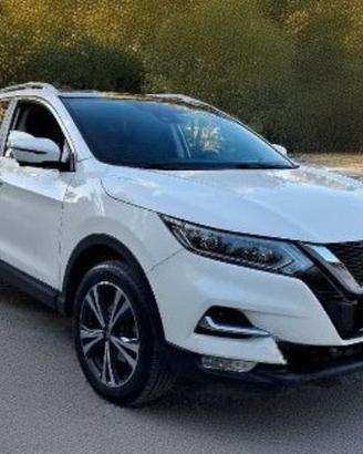 NISSAN QASHQAI 1.6D AUTOMATICA - ANNO 2018