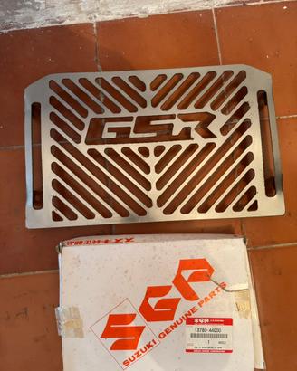 Suzuki gsr 600