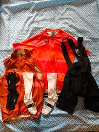Completo Ciclismo Estivo Gobik, 5 Pezzi