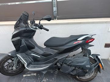 Aprilia SR GT 125