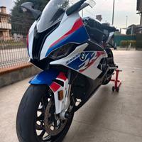 BMW S1000RR