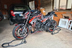 suzuki gsxs 750 yugen carbon