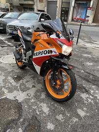 Honda CBR 125 R repsol