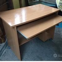 Scrivania porta computer