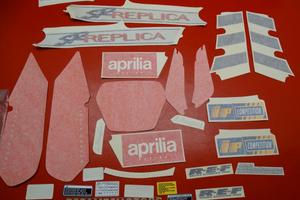 SERIE DECALCO ADESIVI DECALCOMANIE APRILIA 4