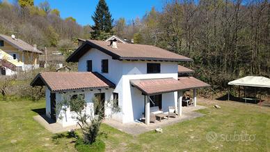 VILLA SINGOLA A VIALFRÈ
