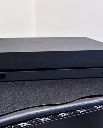 Xbox One X 1T