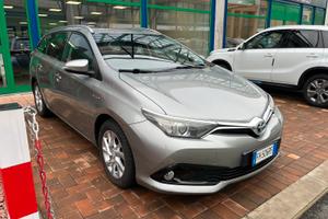 Toyota Auris ts una garanzia ibrida