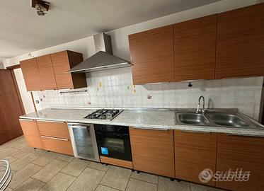 Cucina lineare usata