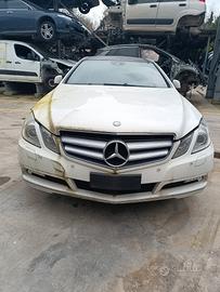 Vendiamo ricambi MercedesBenz classe E w212