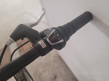 Bicicletta mountain bike ragazzo/a